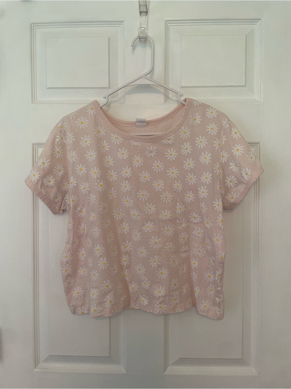 Baby Pink Daisy Short Sleeve Tee